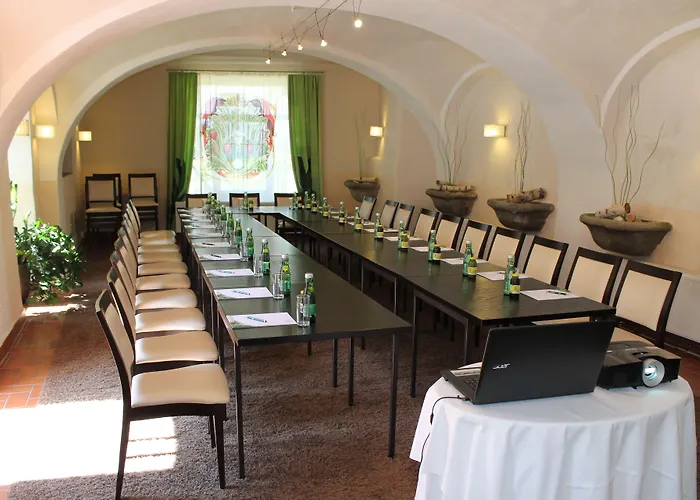 Hotel-restaurant Liebnitzmuehle מלון ראבס אן דר טהיאה