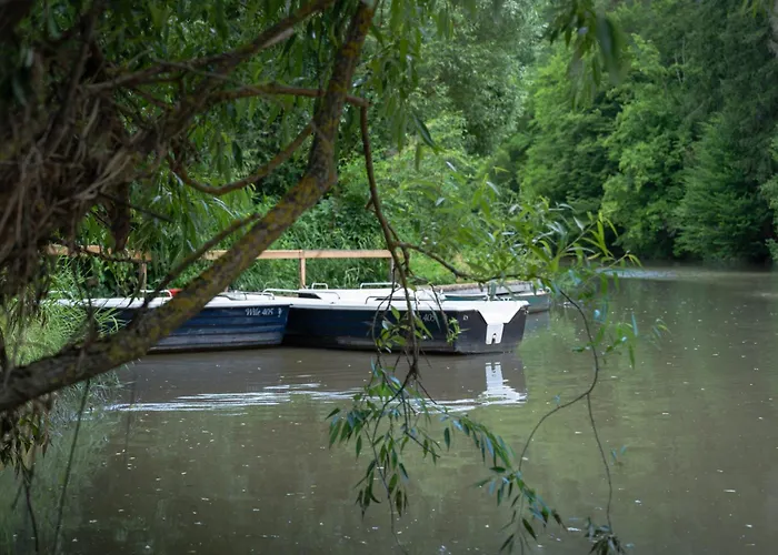 Hotel-restaurant Liebnitzmuehle מלון ראבס אן דר טהיאה